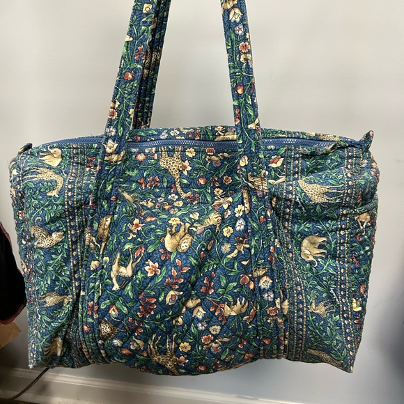 Vera Bradley retired Animal Kingdom large duffel bag tote - Picture 2 of 12